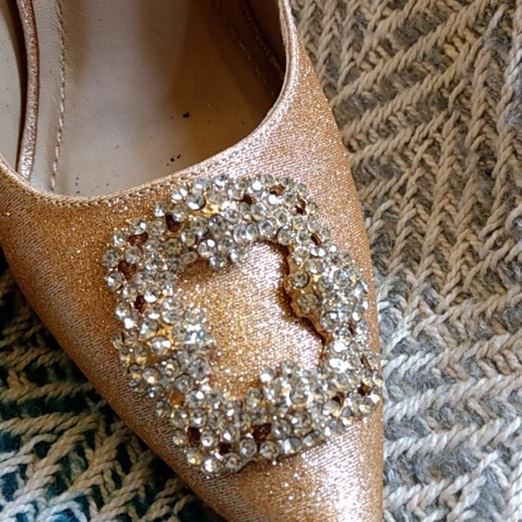 Gold pumps - Picture 2 of 5